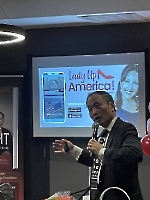 Dr. Wang, president of the Founders Club of Lady Up America, presented about LUA 
