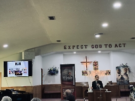 3-5-23, Sun, Dr. Wang talked at the Westside Nazarene Church