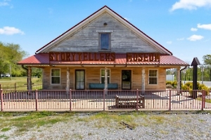 Storyteller's Museum, Johnny Cash Farm